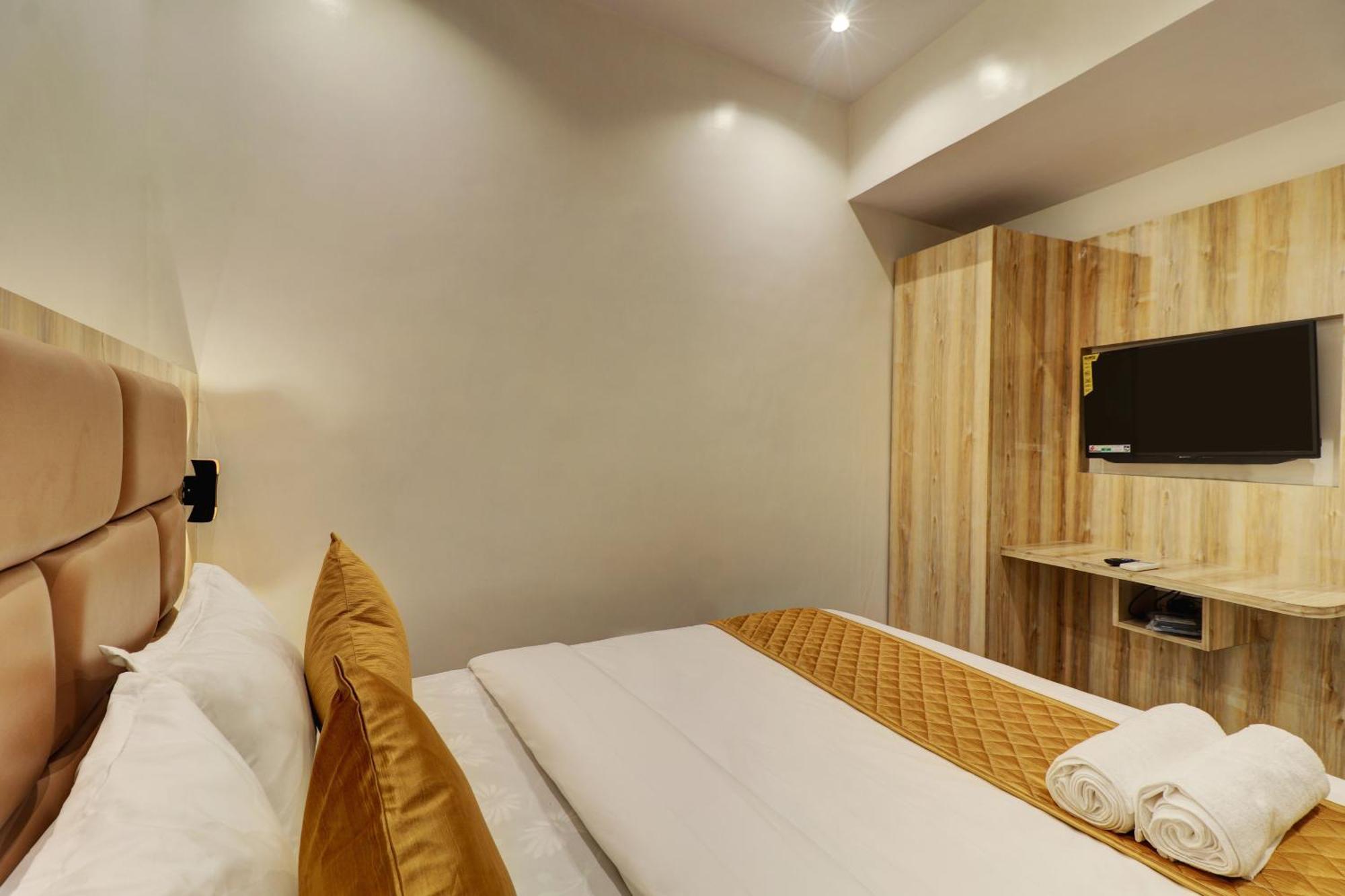 Hotel Enigma Inn Мумбаи Номер фото